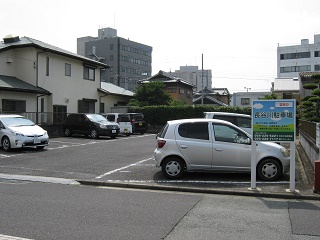 長谷川駐車場